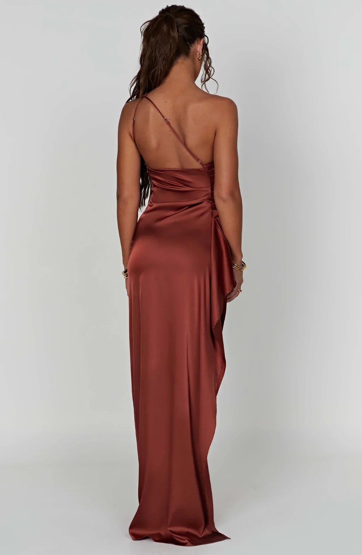 Satijnen Maxi-jurk met One-shoulder en Split