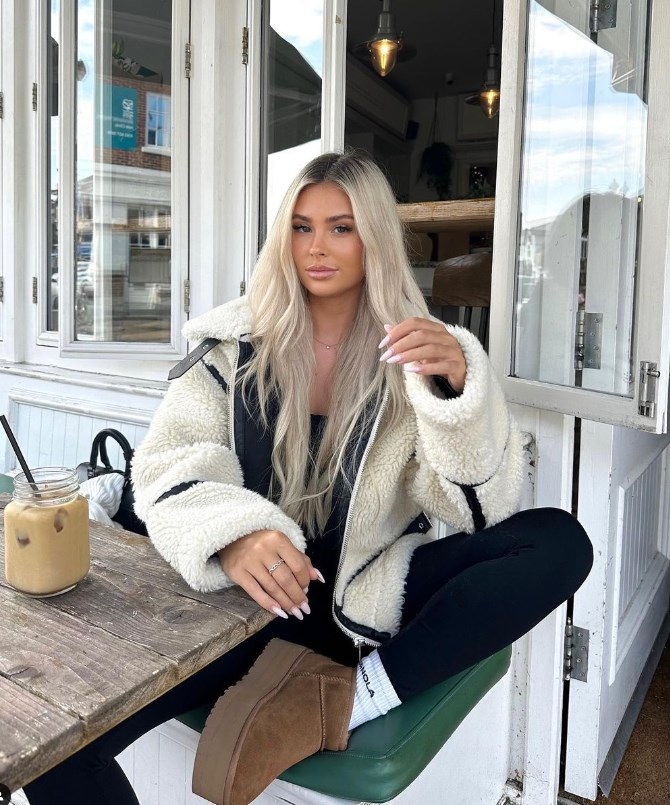 Joanne - Stijlvolle Korte Teddy Winterjas