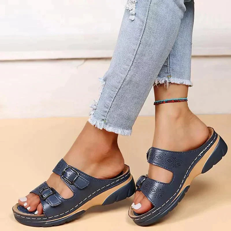 Orthopedische Sleehak-Sandalen met Gesp
