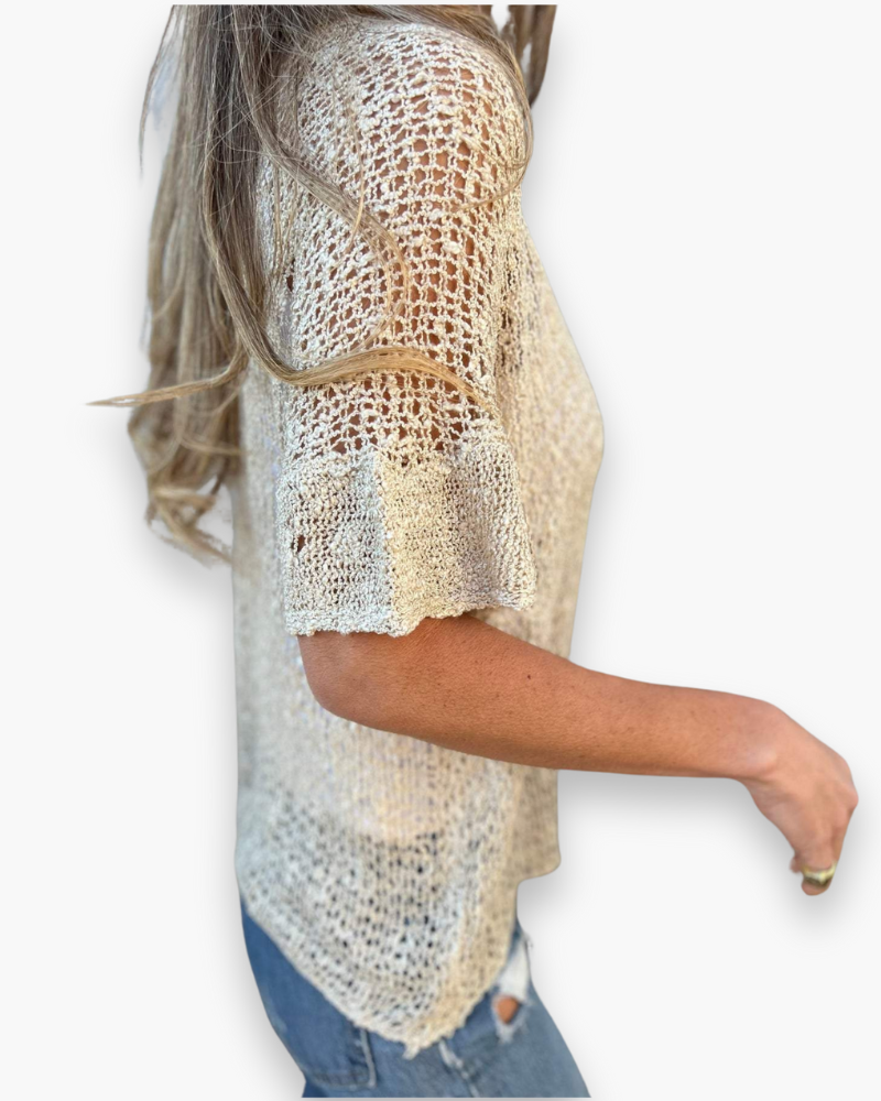 Open Gebreide Top met Knoopdetail