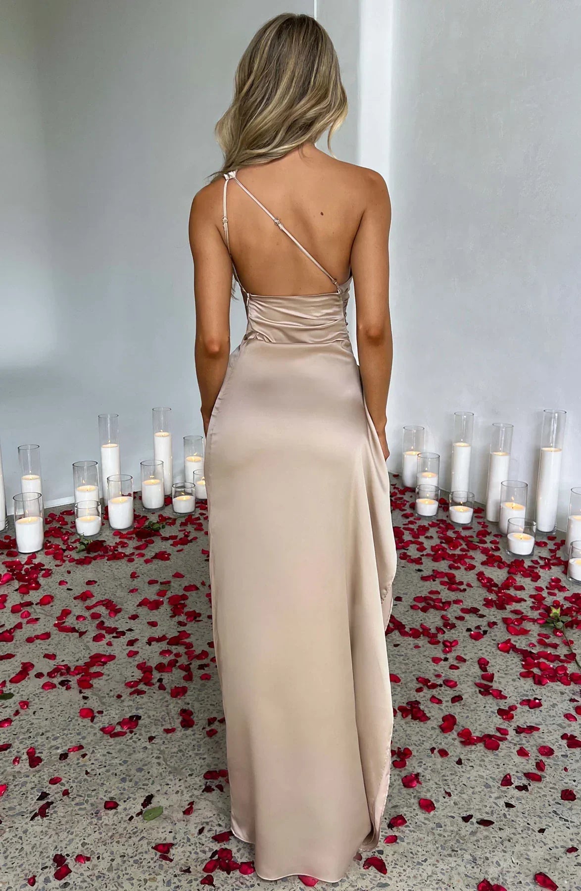 Satijnen Maxi-jurk met One-shoulder en Split