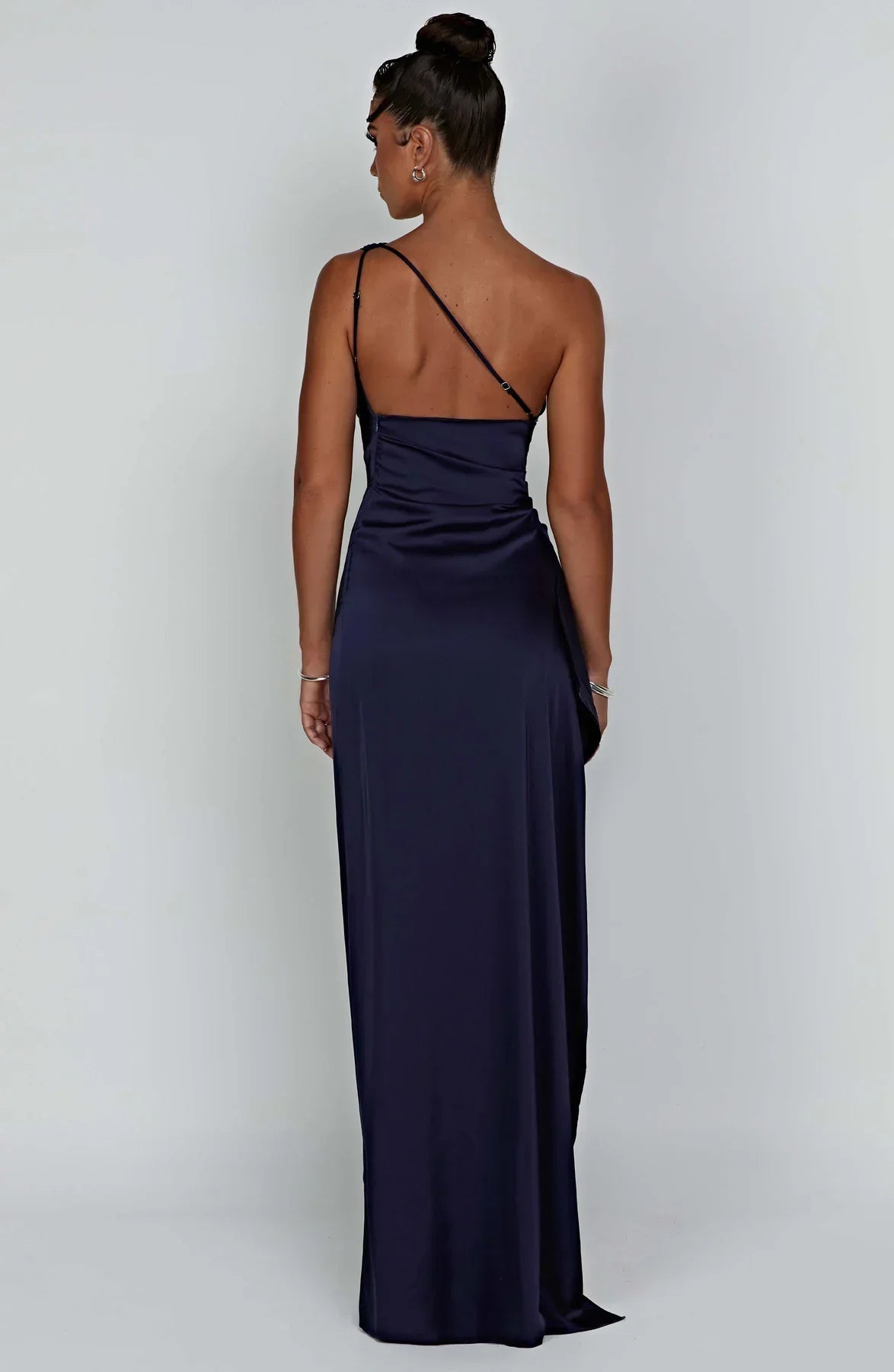 Satijnen Maxi-jurk met One-shoulder en Split